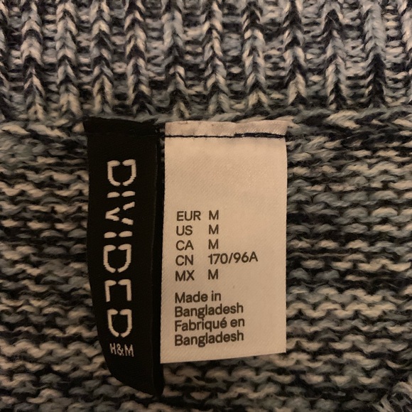 Divided H&M Blue/Gray/White Sweater - Picture 2 of 2